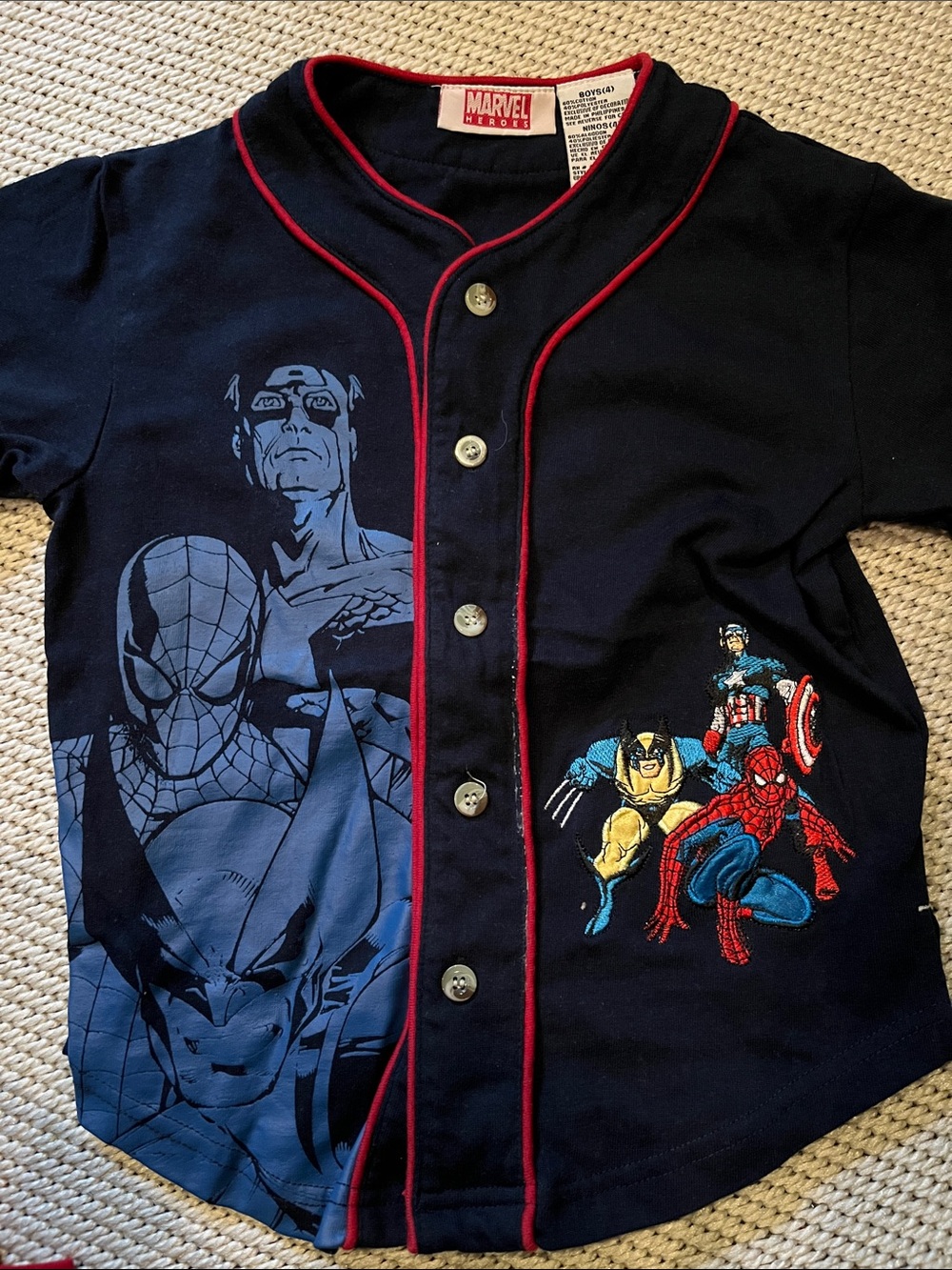 Shirt Marvel Heroes boys new size 4 cotton 40% polyester button closure